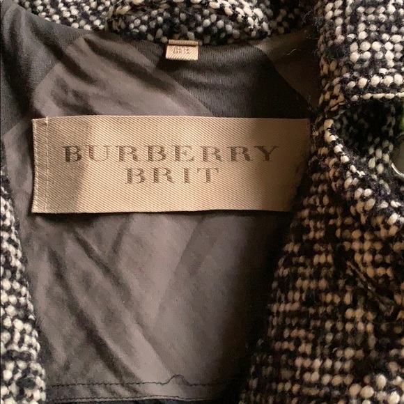 Burberry Coat - Picture 2 of 4